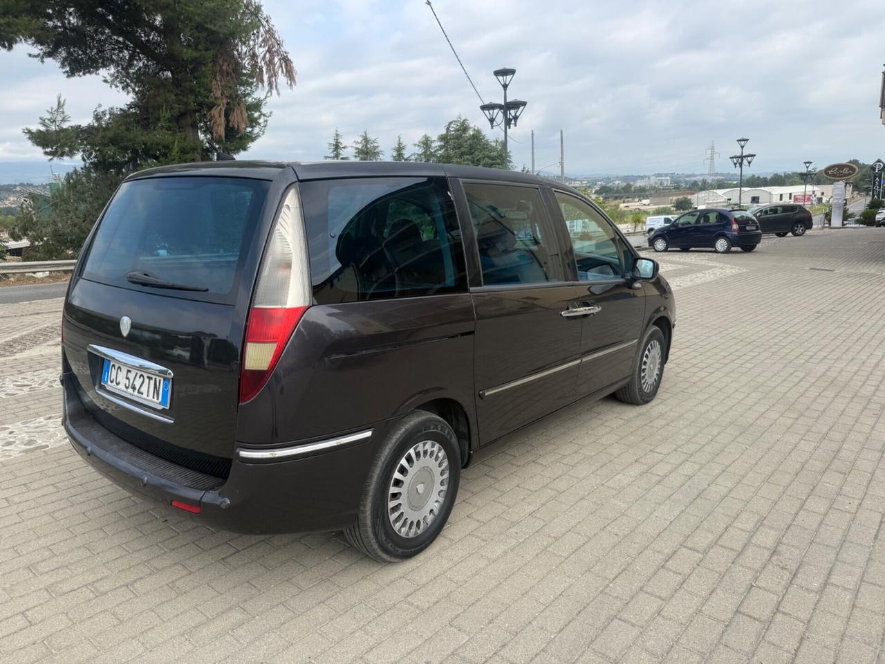 Lancia Phedra 2.2 JTD 7 posti