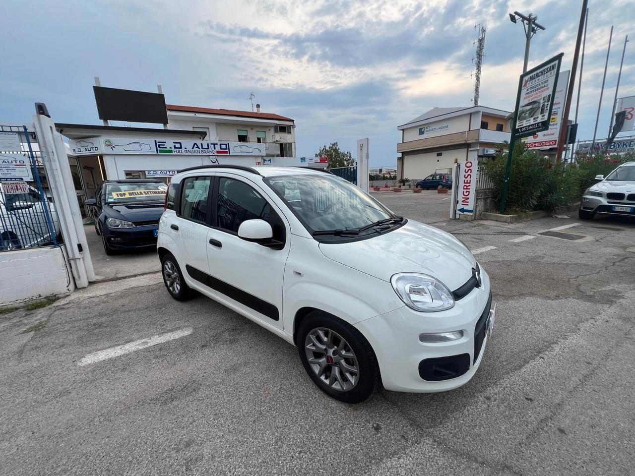 FIAT PANDA HYBRID VETTURA CON SOLI 35000KM UNICO PROPRIETARIO