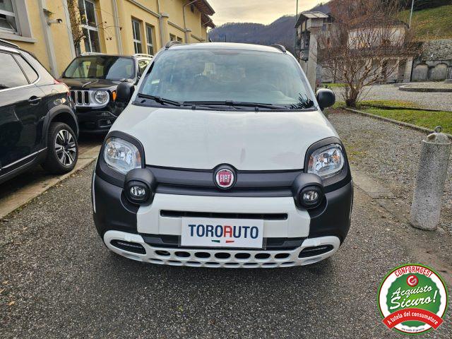 FIAT Panda 1.0 FireFly S&S Hybrid City Cross