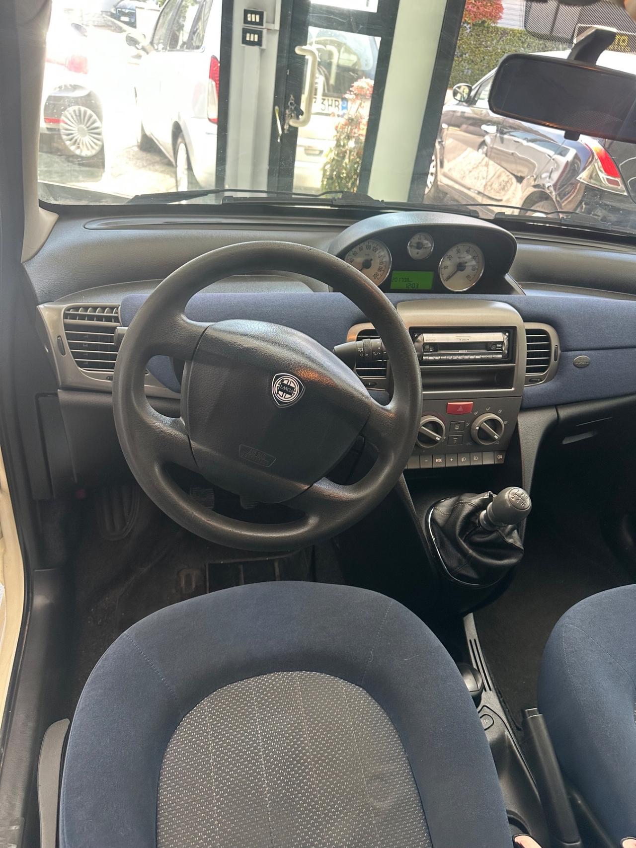 Lancia Ypsilon 1.2