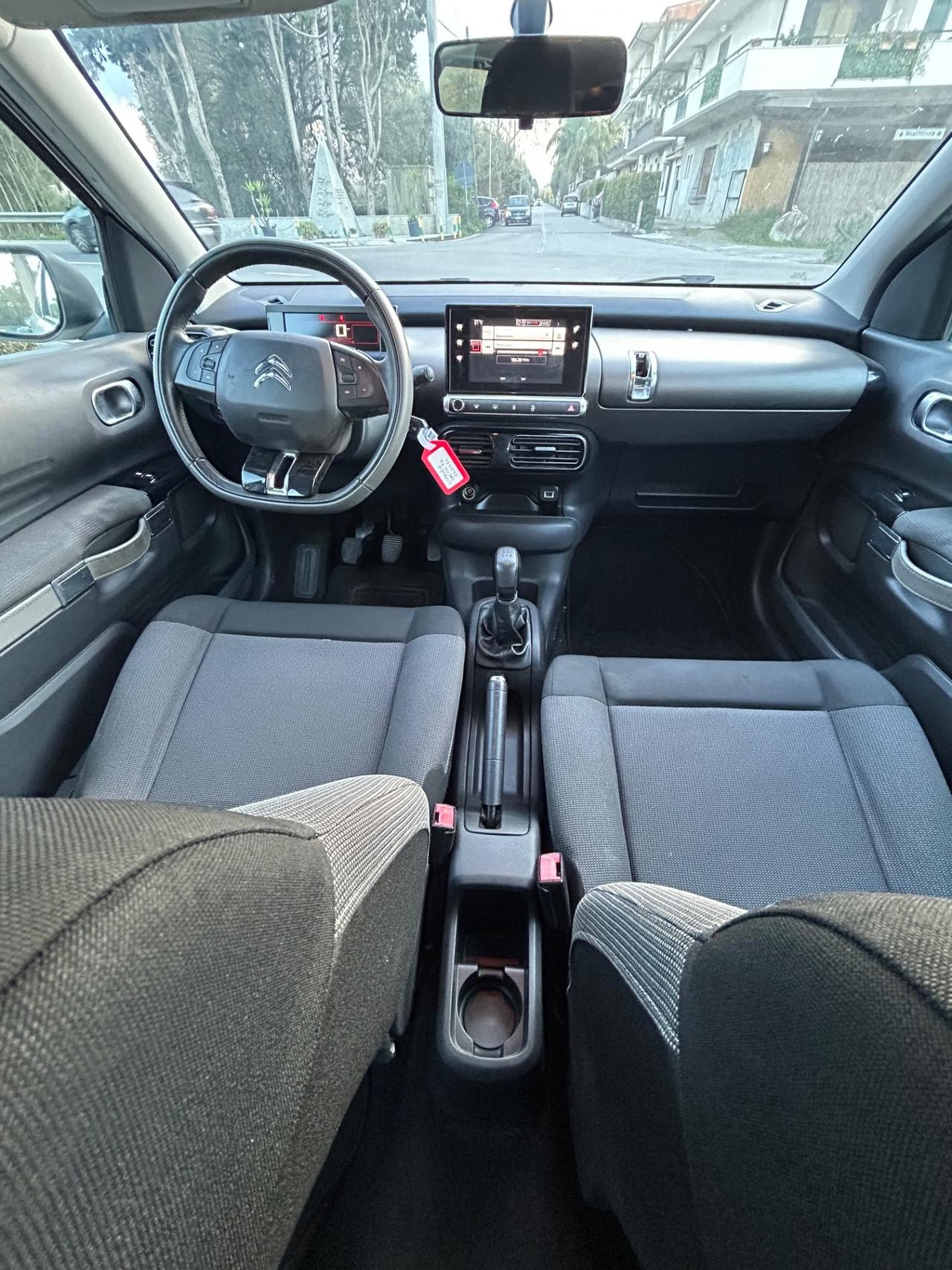 Citroen C4 Cactus BlueHDi 100 Shine