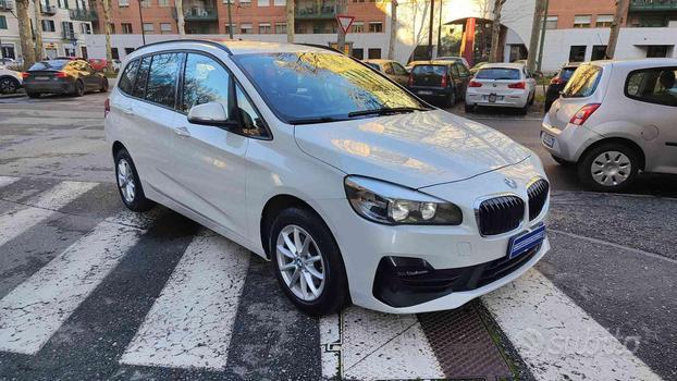 BMW 216 d Gran Tourer Business. NAVI-7POSTI-AUTO