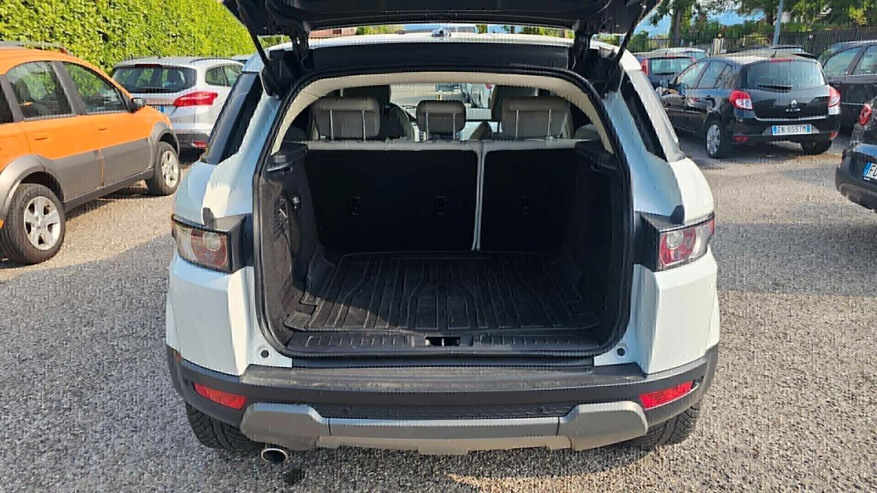 Land Rover Range Rover Evoque 2.2 TD4 5p. Prestige