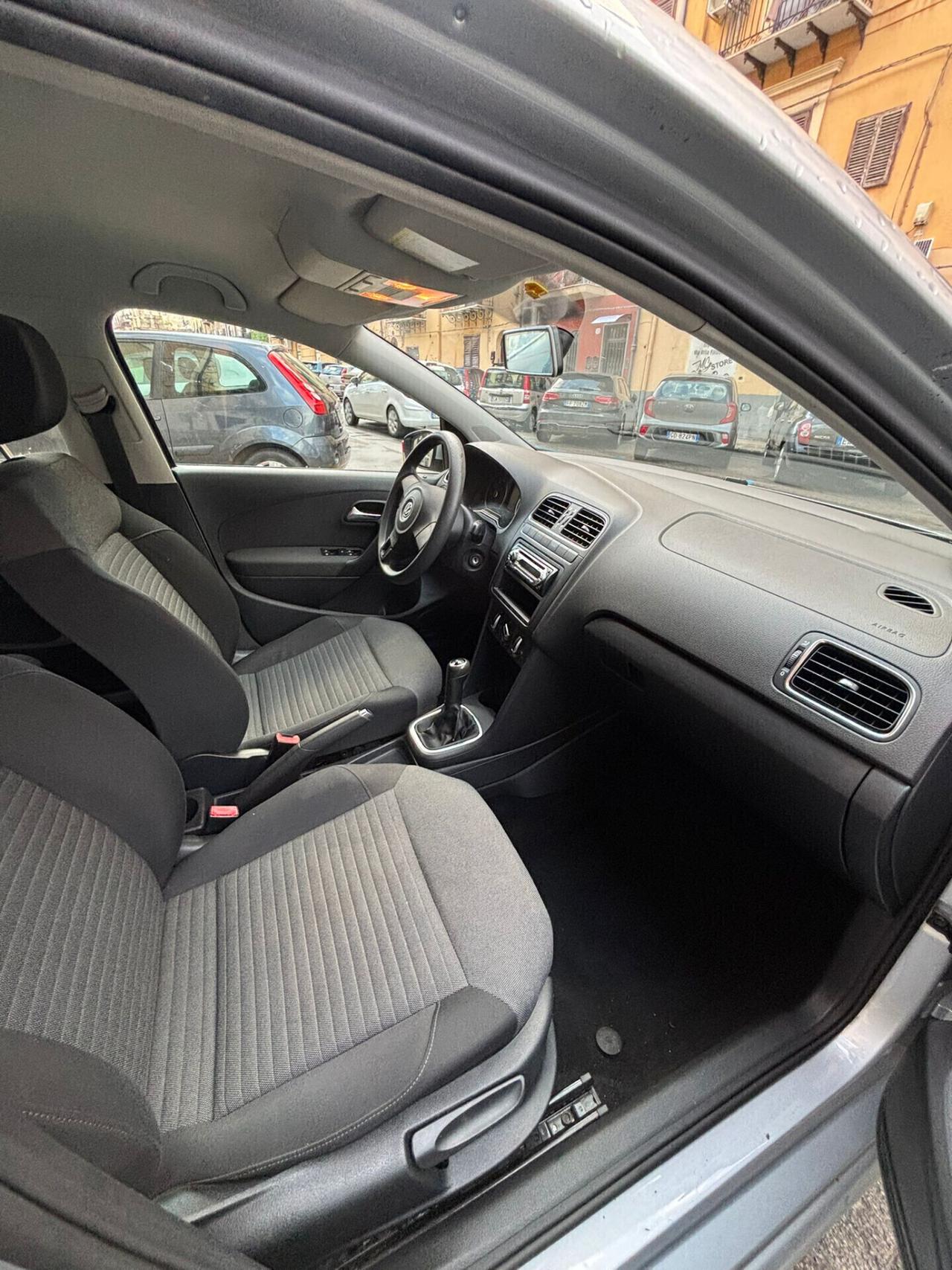 Volkswagen Polo 1.4 5 porte Highline FINANZIABILE NEOPATENTATI