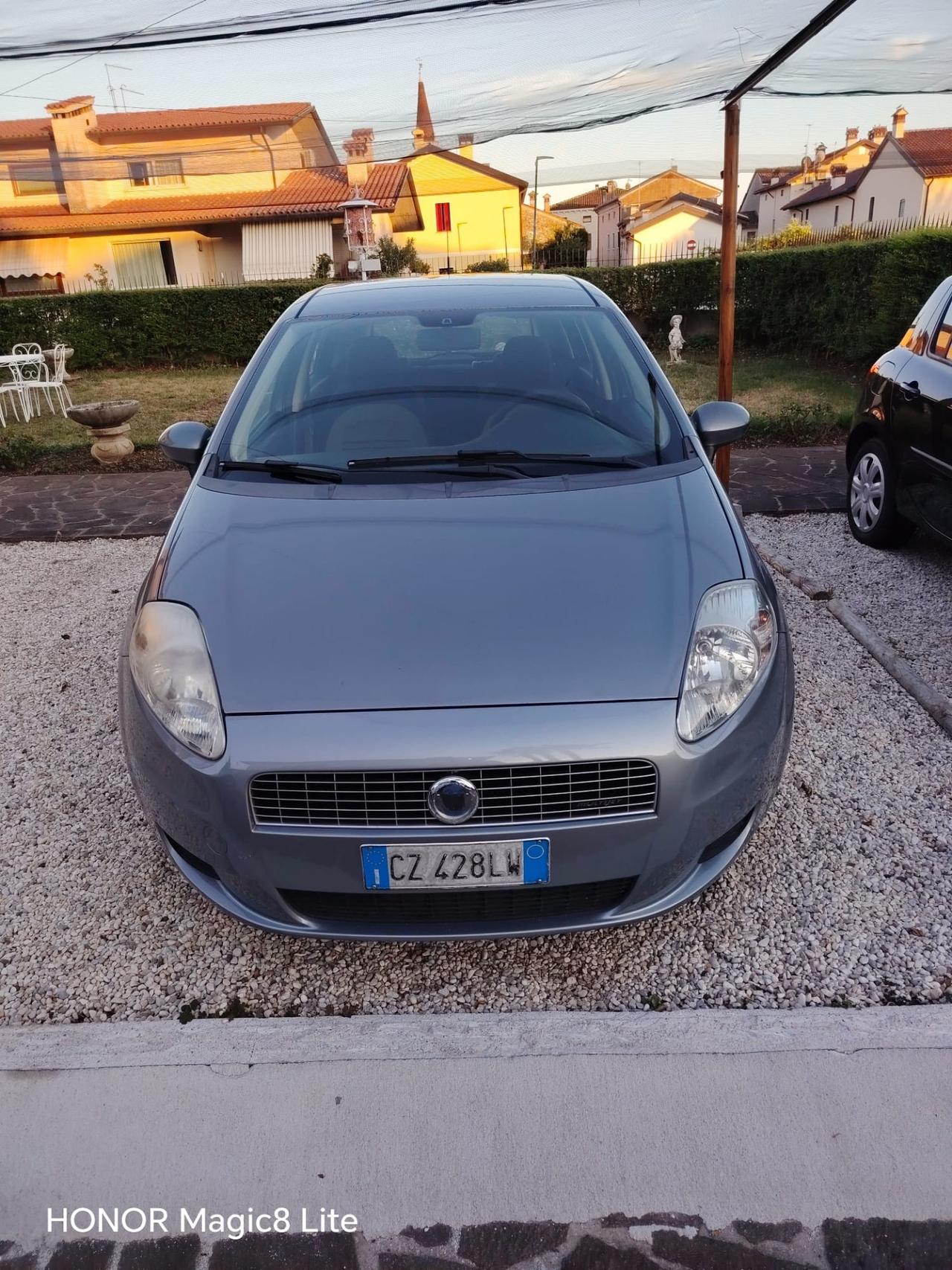 Fiat Grande Punto 1.3 MJT 75 CV