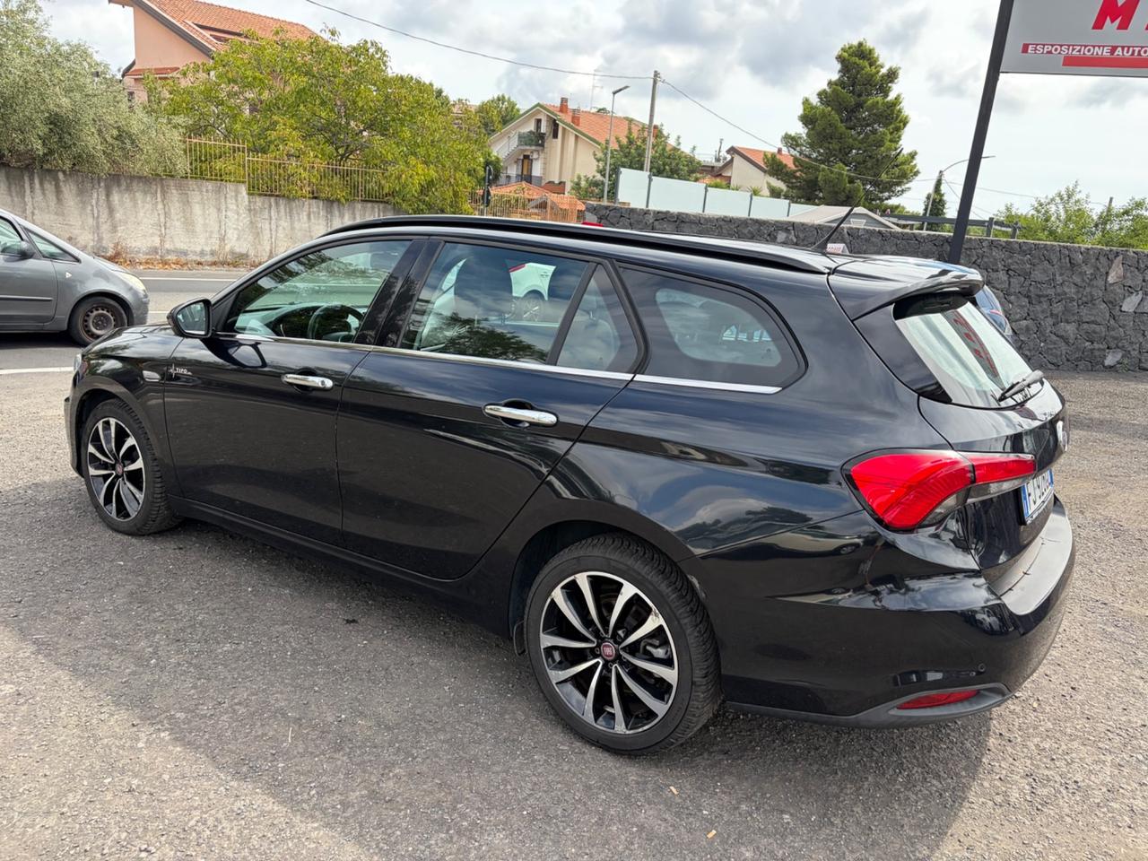 Fiat Tipo 1.6 Mjt S&S SW Lounge