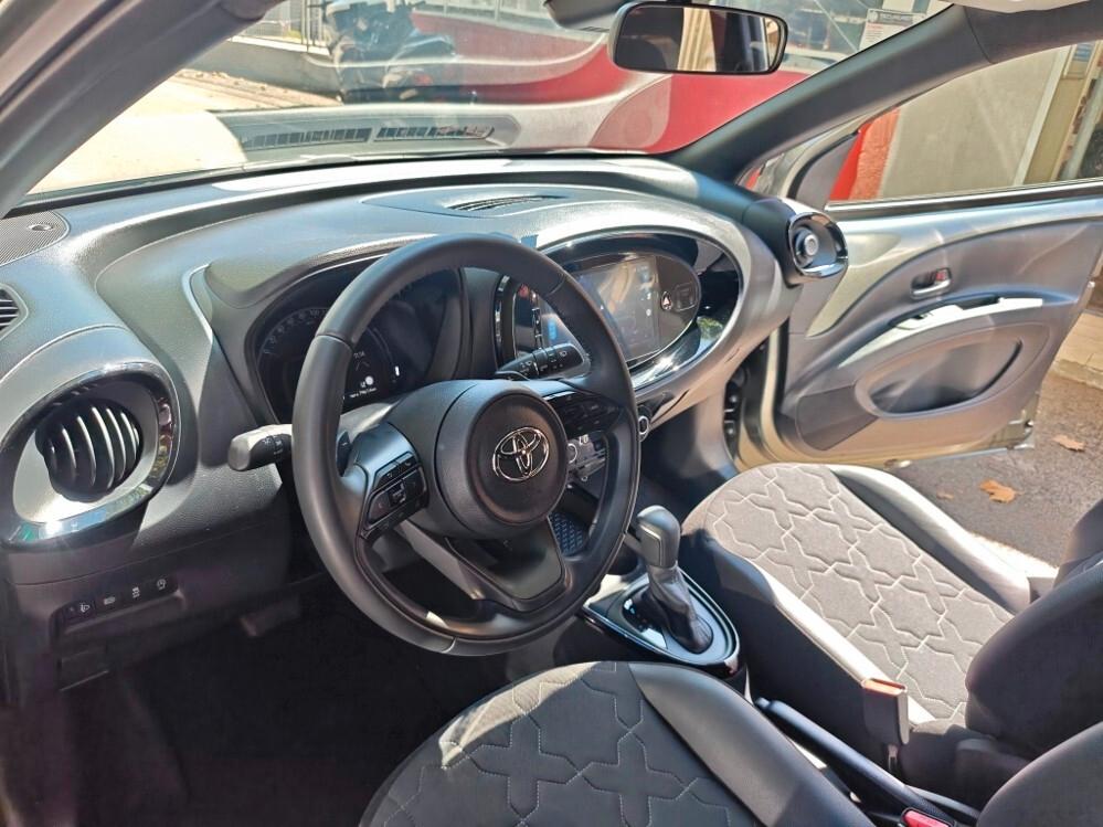 Toyota AYGO X 1.0 LOUNGE AUTOMATICA UNIPRO'