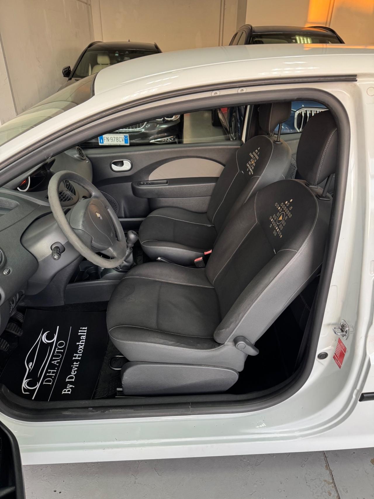 Renault Twingo 1.2 16V LEV Yahoo!