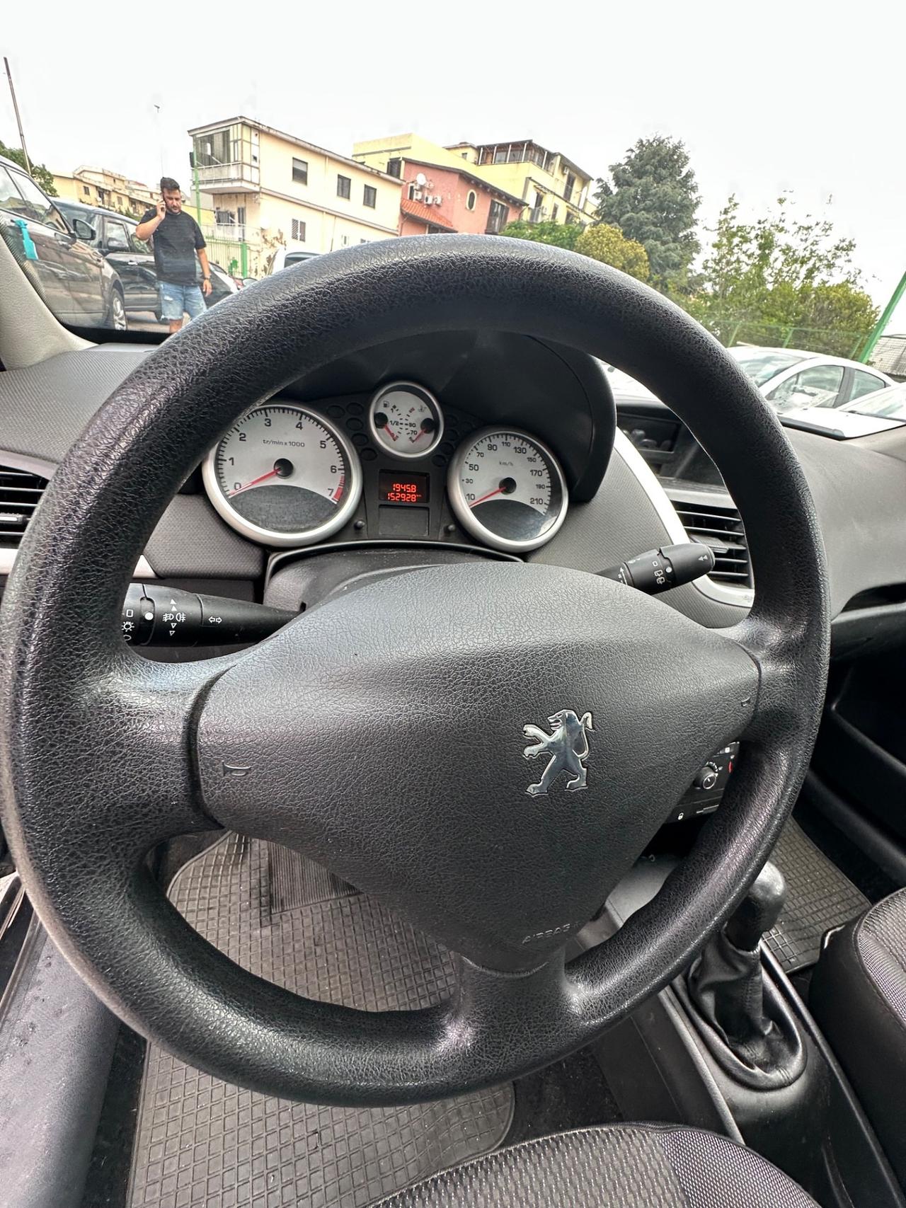 Peugeot 207 1.4 VTi 95CV 5p. XS