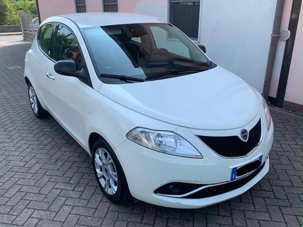 Lancia Ypsilon 1.2 69 CV 5 porte GPL Ecochic Mya