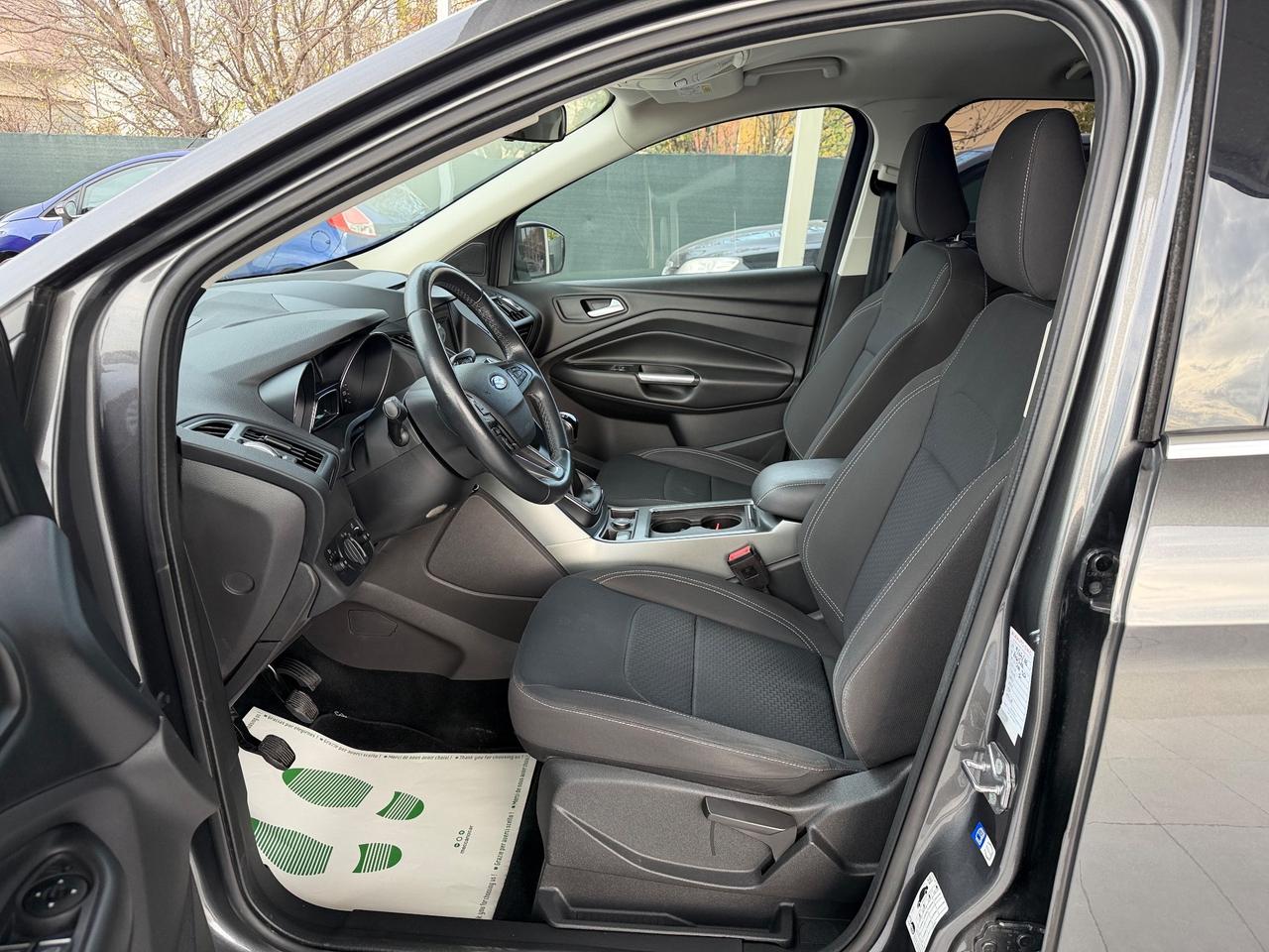 Ford Kuga 1.5 TDCI 120 CV S&S 2WD ST-Line