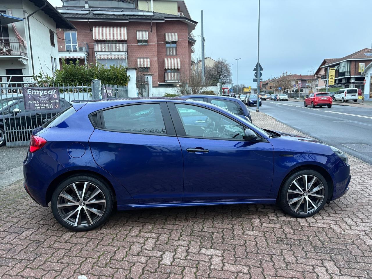 Alfa Romeo Giulietta 1.6 JTDm TCT 120 CV Sportiva Carbon