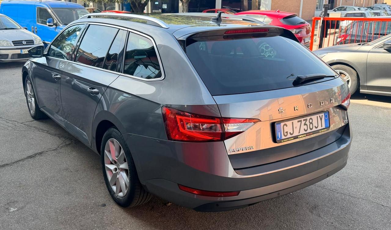 Skoda Superb 2.0 TDI EVO 200 CV SCR DSG Wagon 4x4 Laurin&Klement