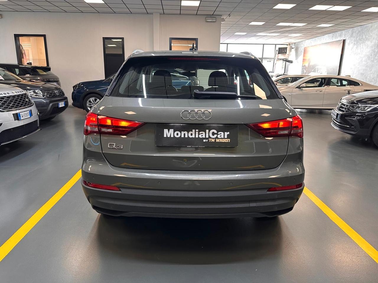 Audi Q3 35 2.0 tdi Business Advanced s-tronic IVA ESPOSTA