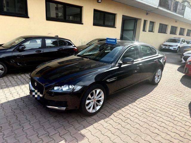 JAGUAR XF 2.0 D 180 CV aut. Pure