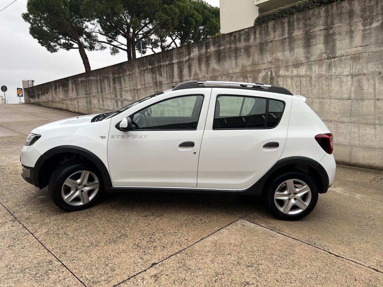 Dacia Sandero Stepway 0.9 TCe 12V TurboGPL 90CV Start&Sto150.000 kmp