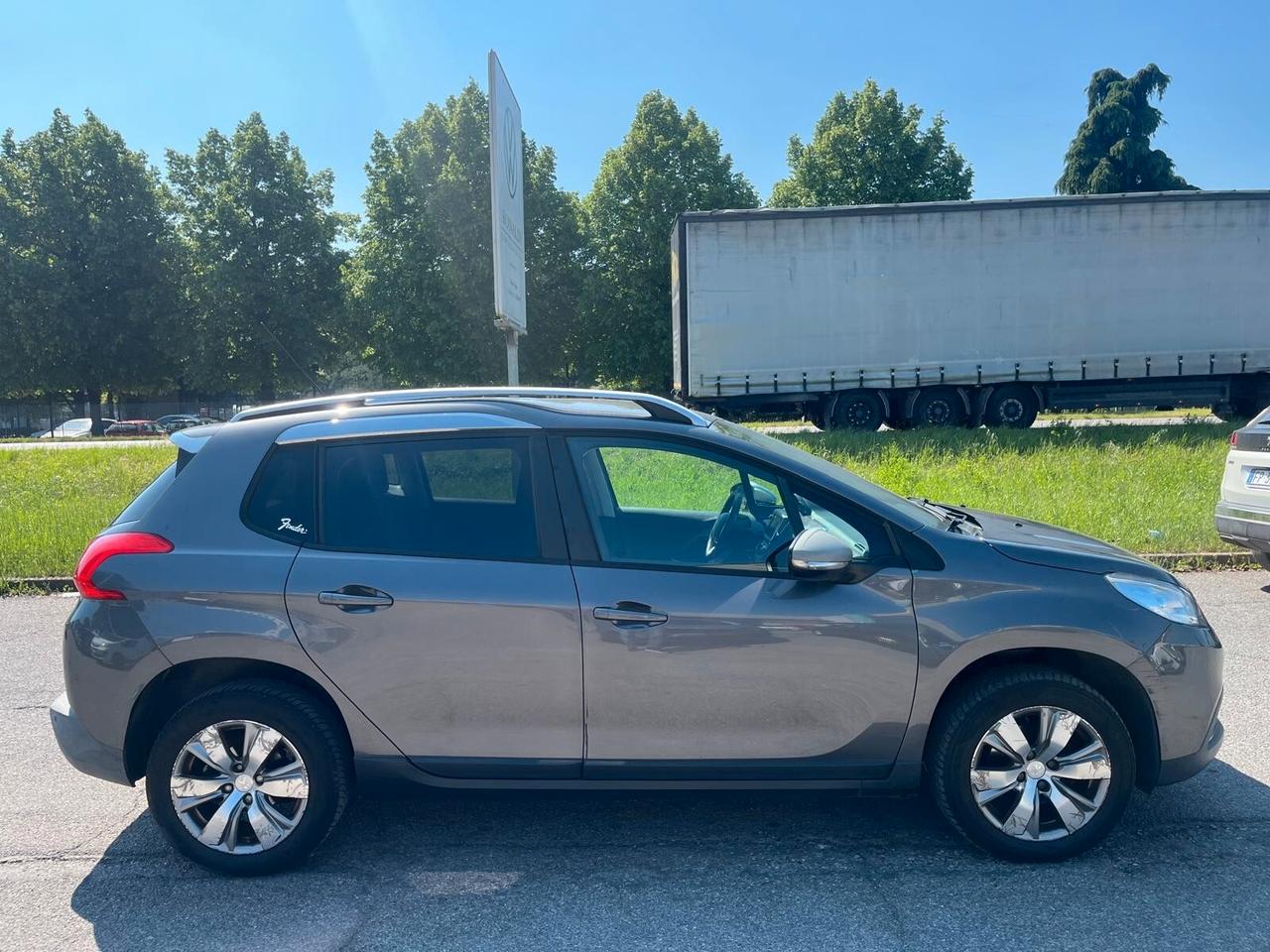 Peugeot 2008 PureTech 82 Allure