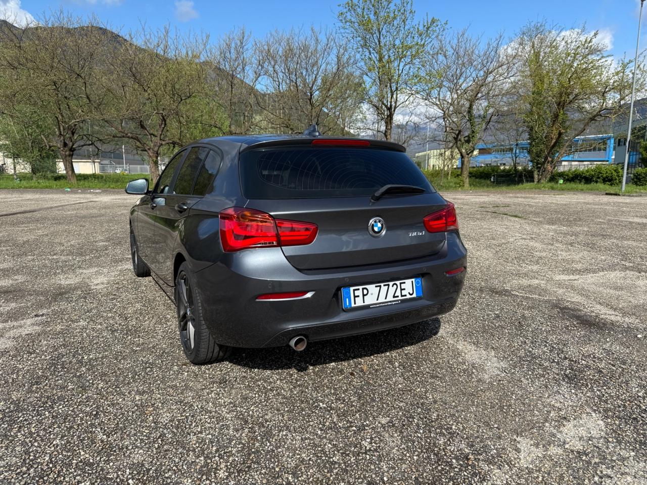 Bmw 118 118d 5p. Advantage