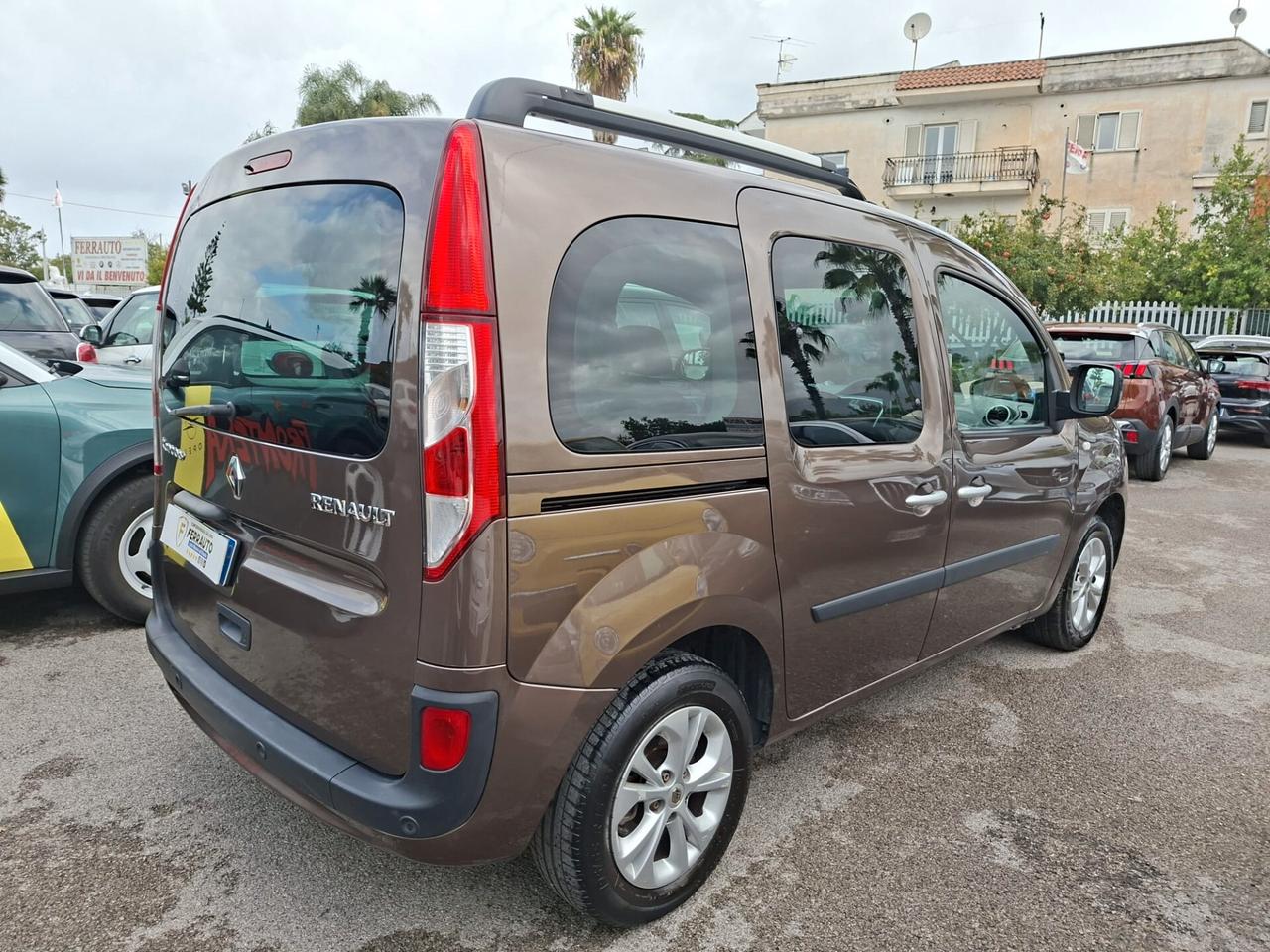 Renault Kangoo 1.5 dCi 90CV 5 porte Stop & Start Limited N1