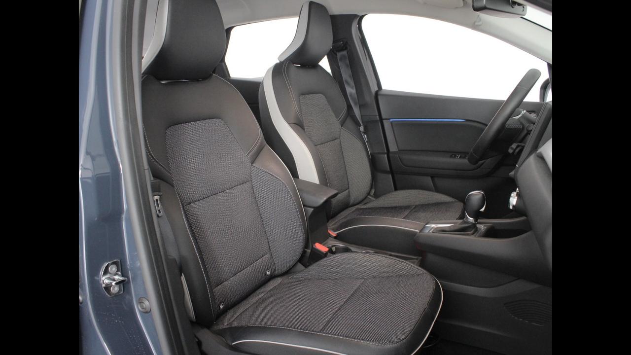 RENAULT Captur II 2019 - Captur 1.6 E-Tech hybrid Intens 145cv auto