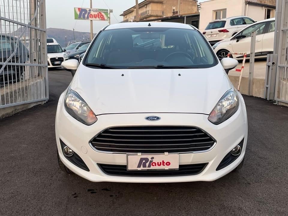 Ford Fiesta 1.5 TDCi 75CV 5 porte
