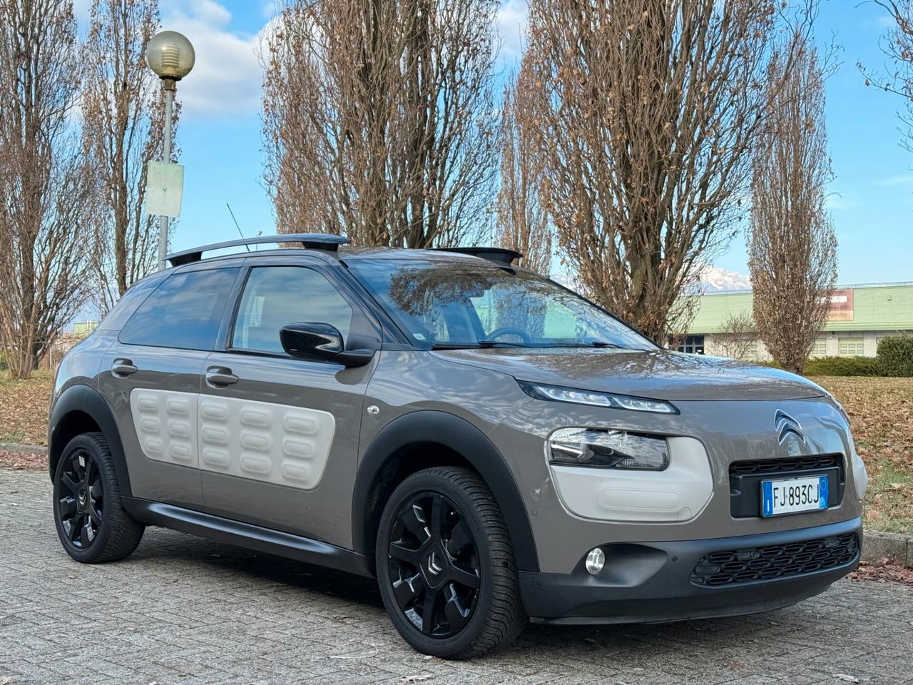 Citroen C4 Cactus BlueHDi 100 Shine NEOPATENTATI
