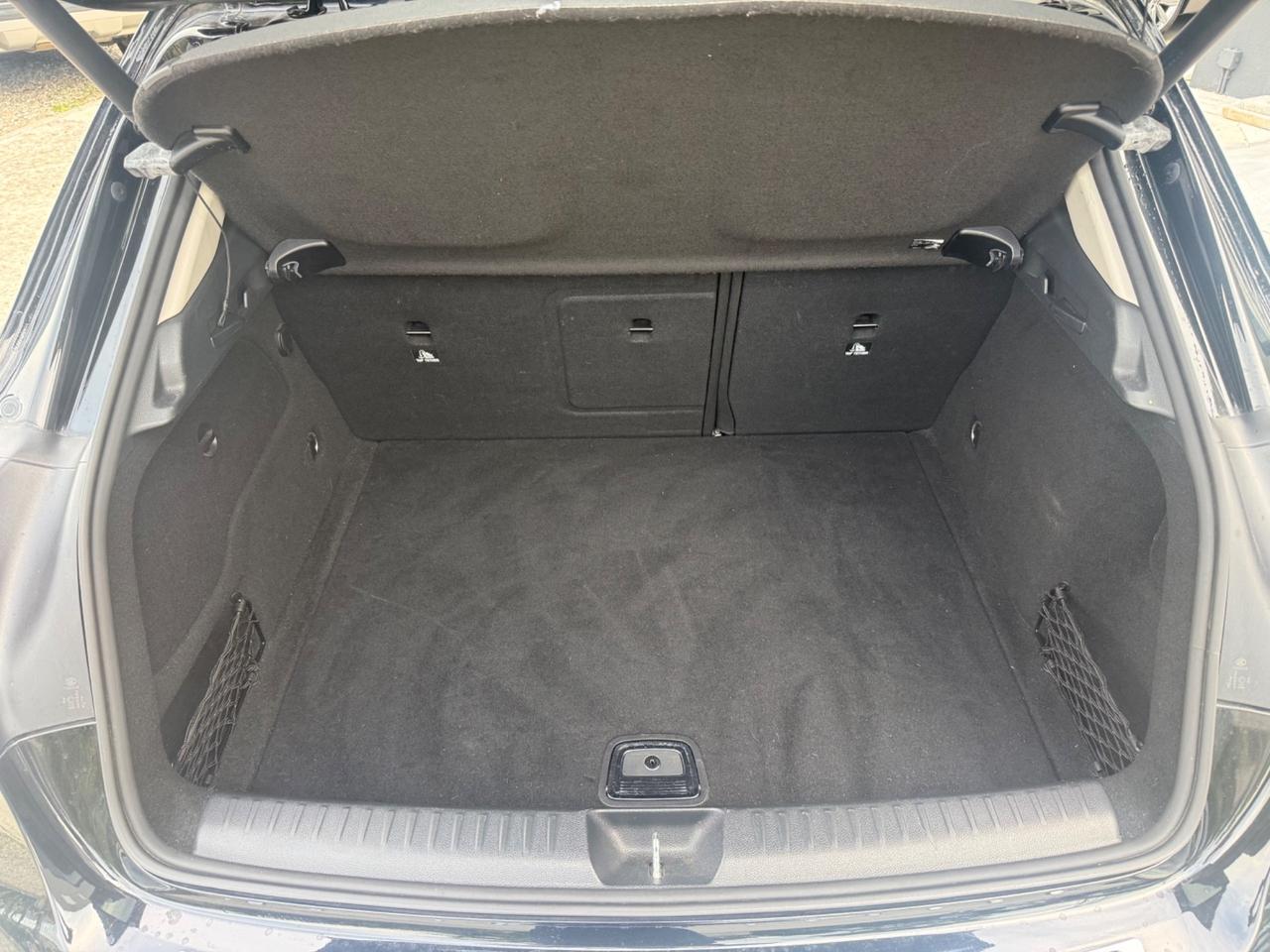 Mercedes-benz GLA 200 d FULL OPTIONAL