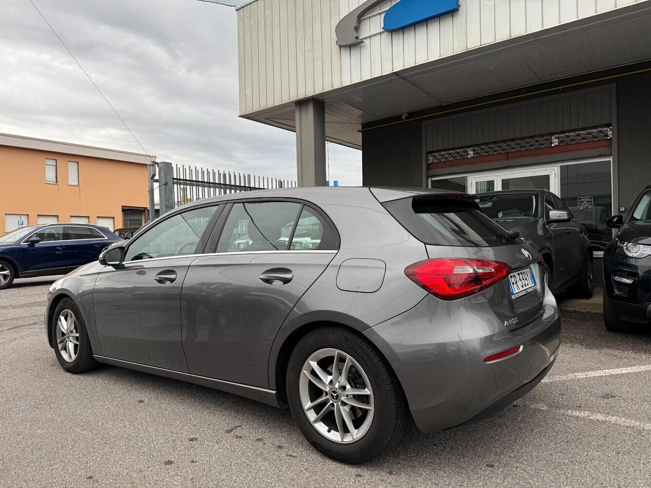 Mercedes Benz A 200 / EURO 6C / BENZINA / AUTOMATICA