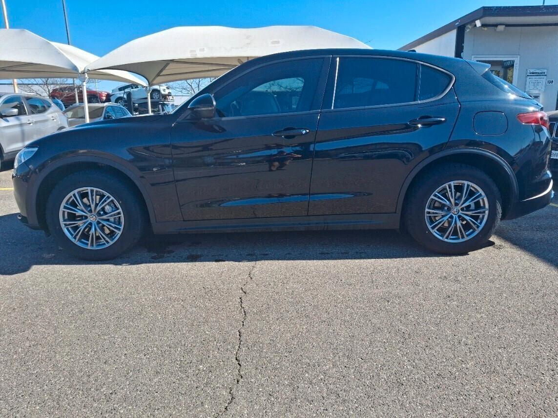 Alfa Romeo Stelvio 2.2 Turbodiesel 190 CV AT8 Q4 B-Tech