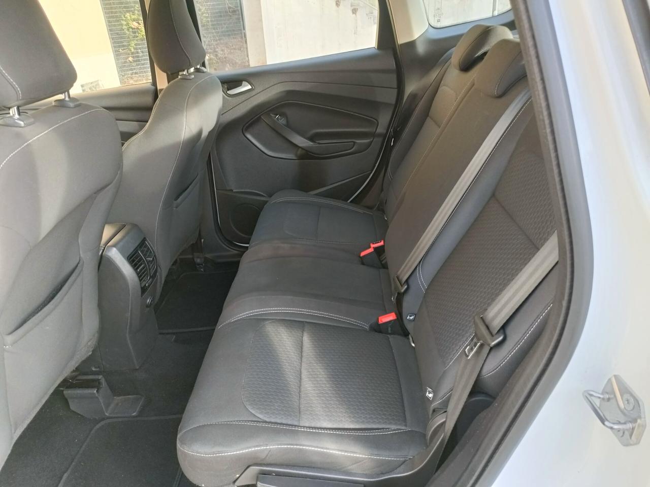 Ford Kuga 1.5 EcoBoost 120 CV S&S 2WD Titanium