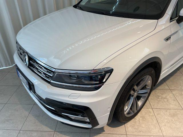 VOLKSWAGEN Tiguan 2.0 TDI DSG 4MOTION R-Line LED ACC Camera Navi