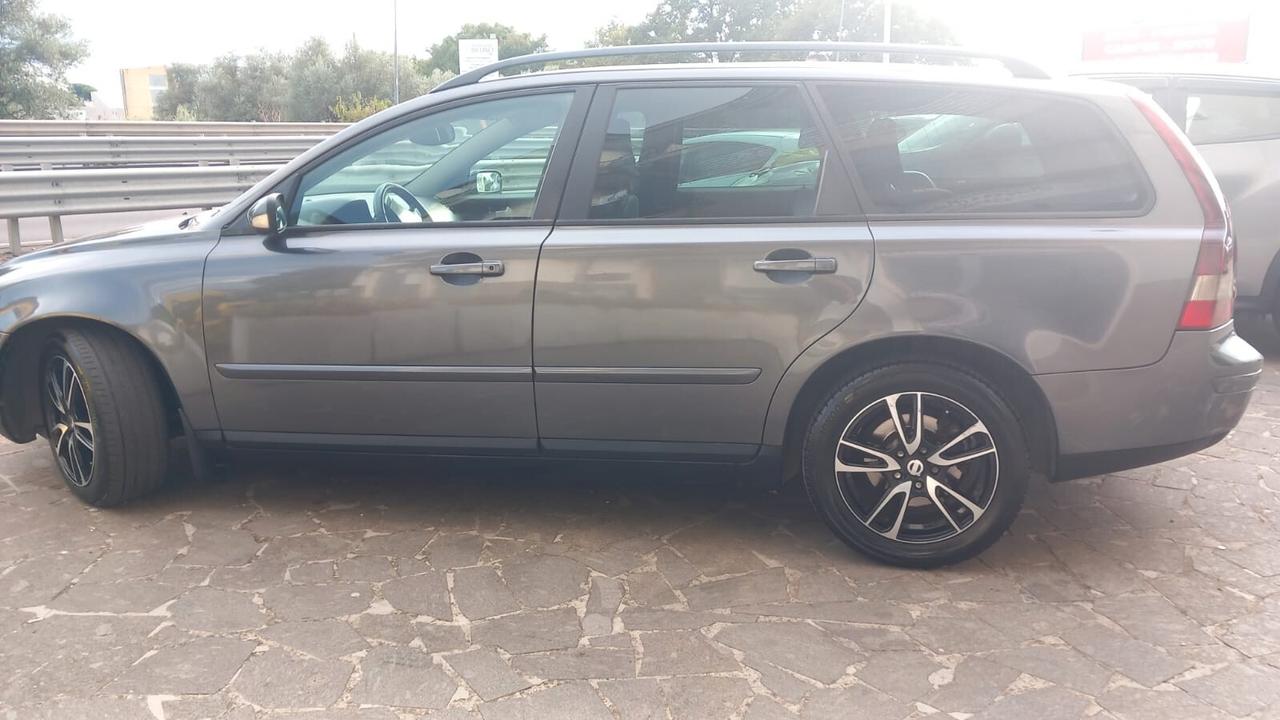 Volvo V50 2.0 D cat Momentum