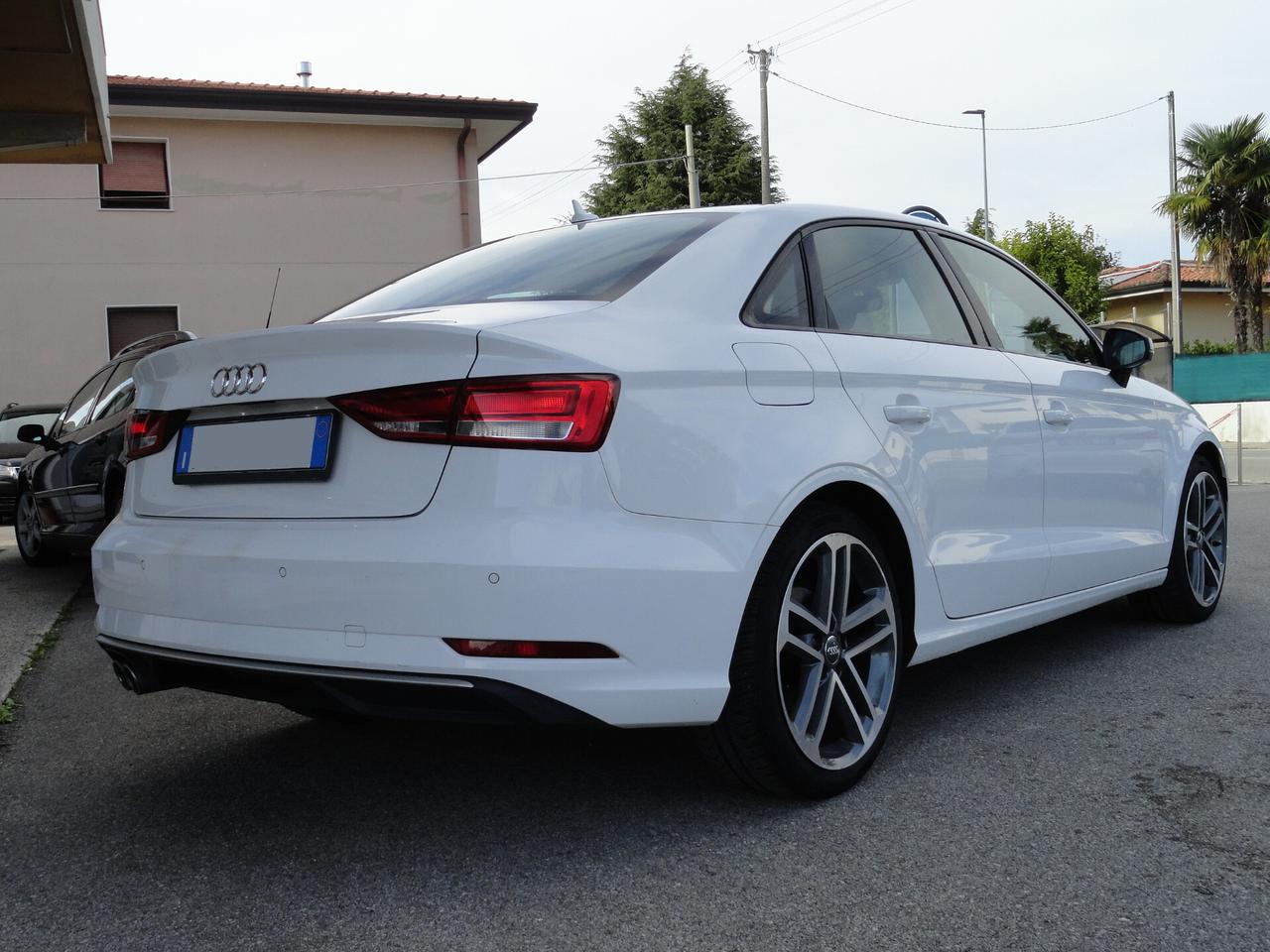 Audi A3 Sedan 2.0 TDI Sport Manuale 6M. "Garanzia 24 Mesi"