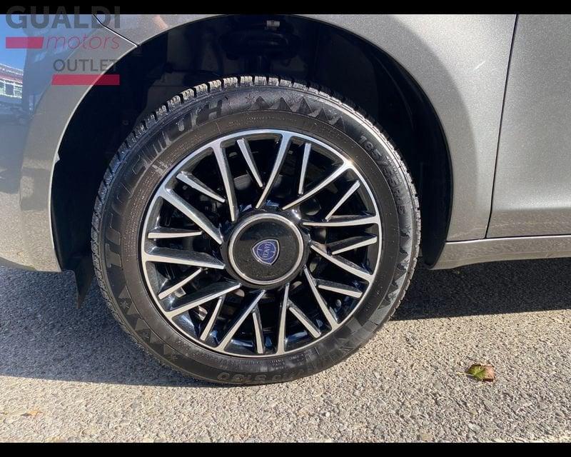 Lancia Ypsilon III 1.0 firefly hybrid Platino s&s 70cv