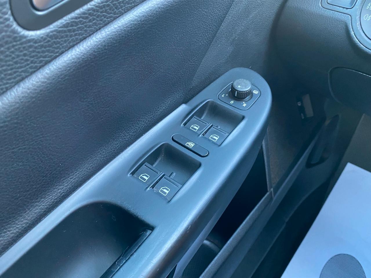 VOLKSWAGEN Passat SW 2.0 TDI UNIPRO'