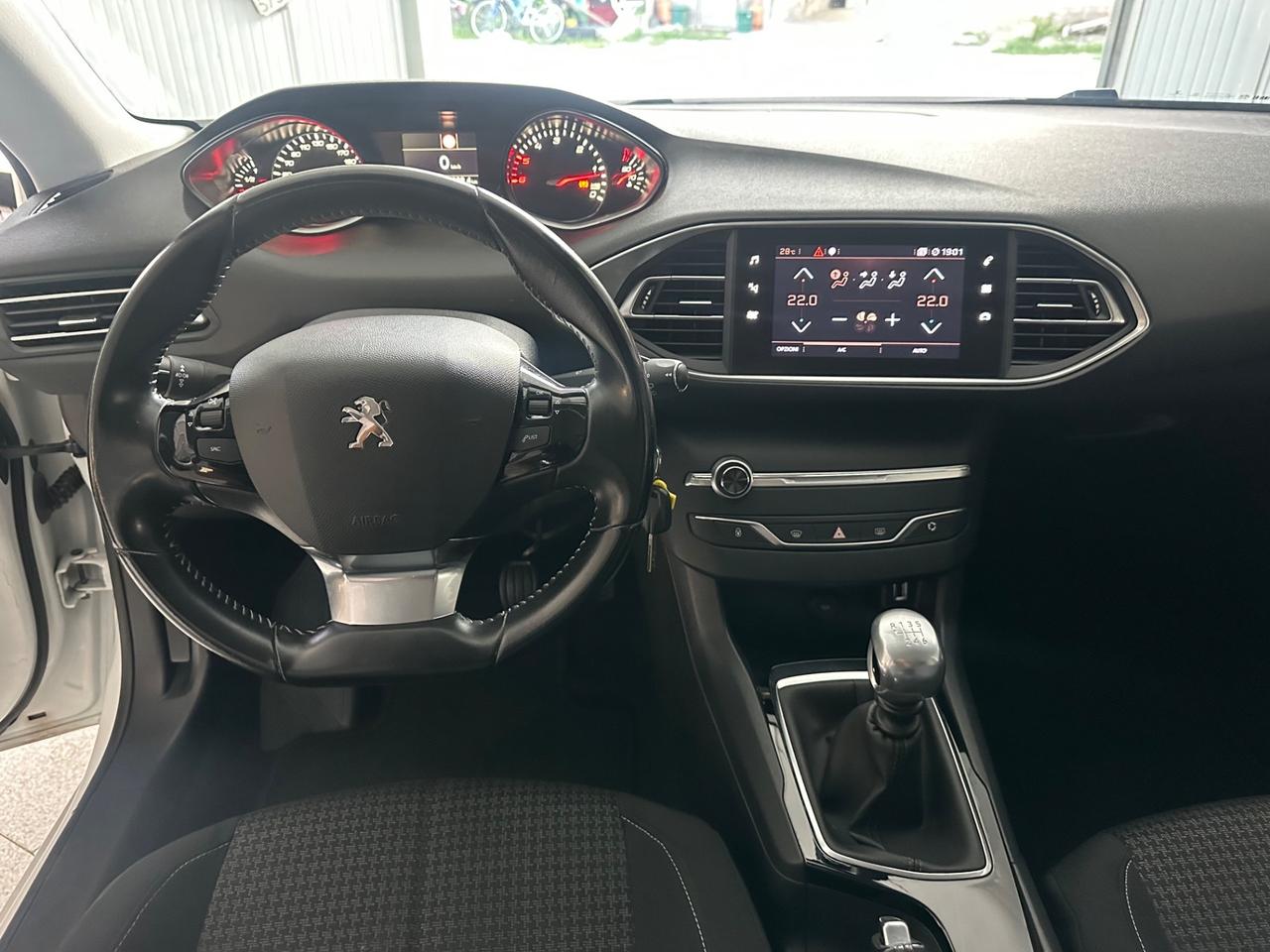 Peugeot 308 BlueHDi 100 S&S SW Business