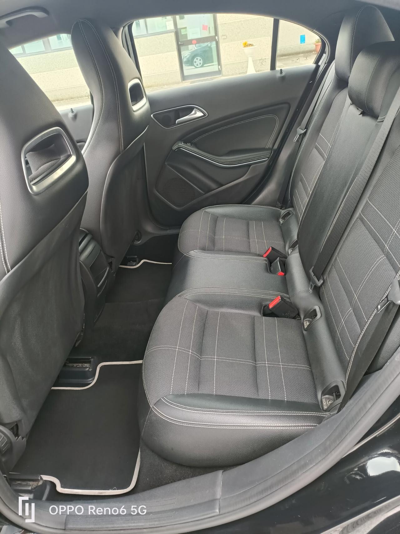Mercedes-benz A 180 d Premium
