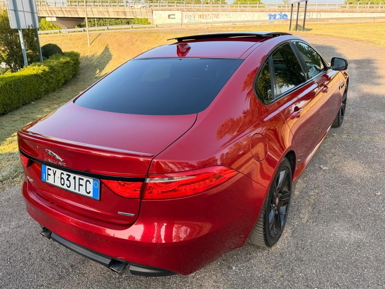 Jaguar XF 2.0D 240 CV AWD R-Sport full pelle tetto EXPORT