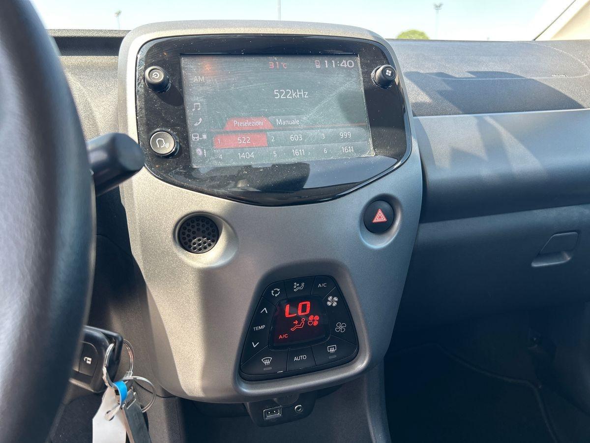 TOYOTA Aygo 2ª serie - Aygo 1.0 VVT-i 72 CV 5 porte x-cool MMT