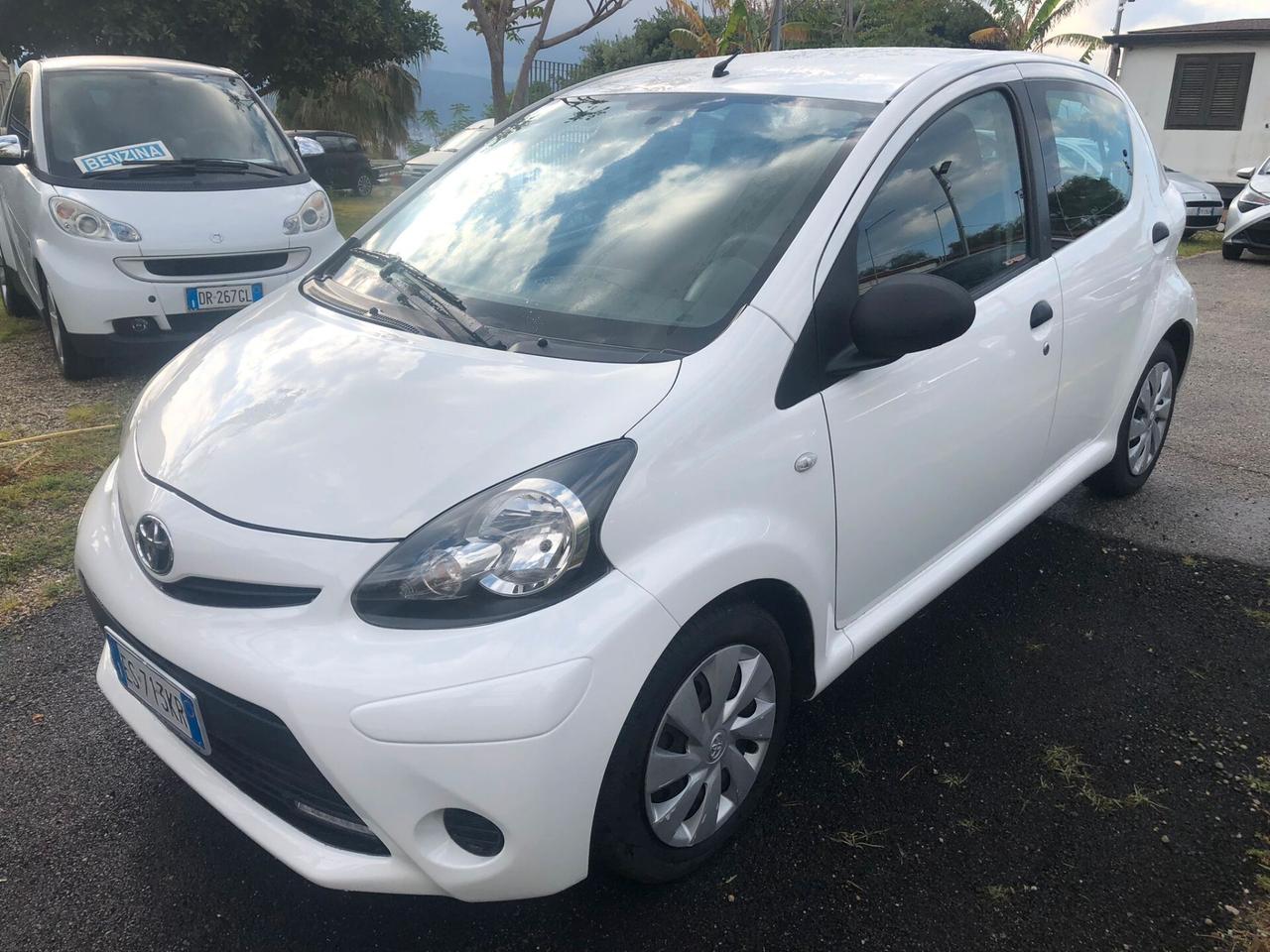 Toyota Aygo 1.0 12V VVT-i 5 porte Active Connect