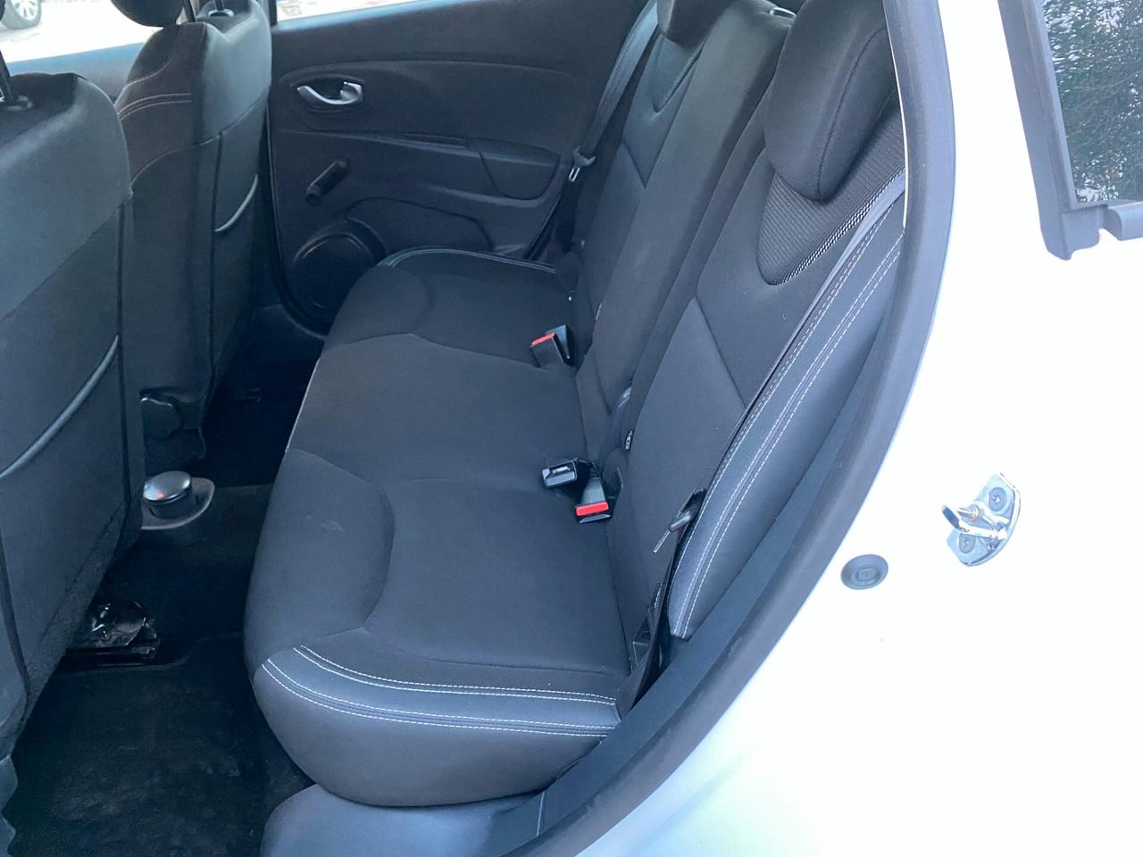 Renault Clio Sporter dCi 8V 90 CV Moschino Intens KM CERTIFICATI----Pacchetti auto per commercianti ---