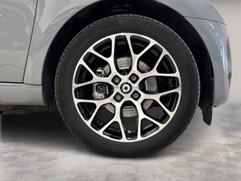 Smart fortwo 22kW EQ racingrey