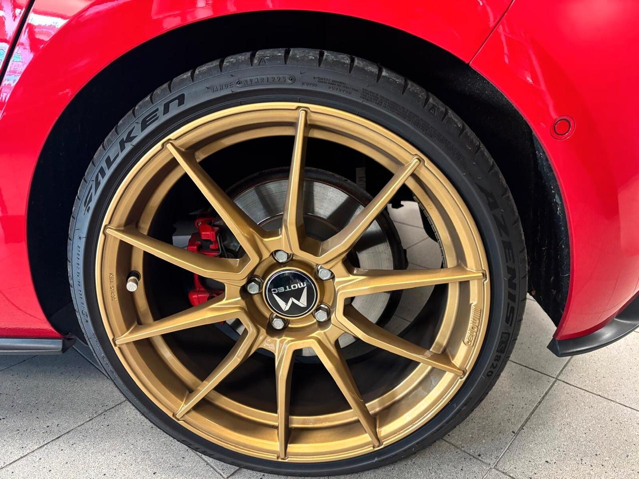 Volkswagen Golf 2.0 TDI DSG 5p. Highline BlueMotion Technology