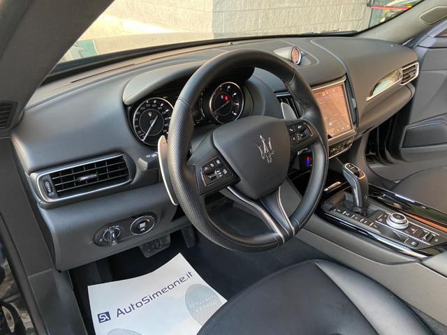 MASERATI Levante MHEV 330 CV AWD GT ULTIMA TETTO APR/PAN.