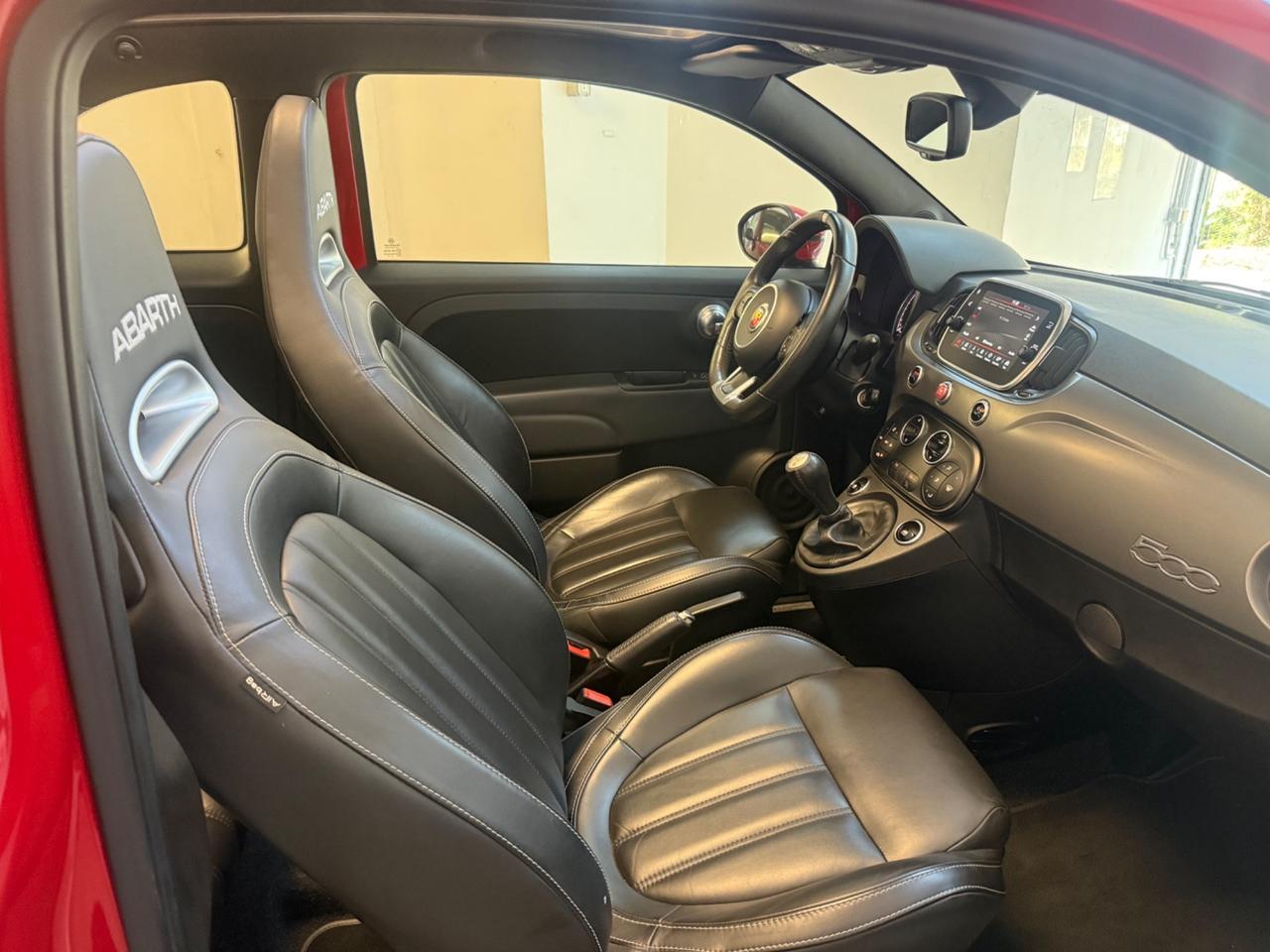 Abarth 595 C 1.4 Turbo T-Jet 145 CV