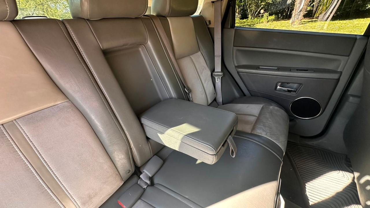Jeep Grand Cherokee 3.0 V6 CRD Overland 2007 AUTOMATICO ottime condizioni