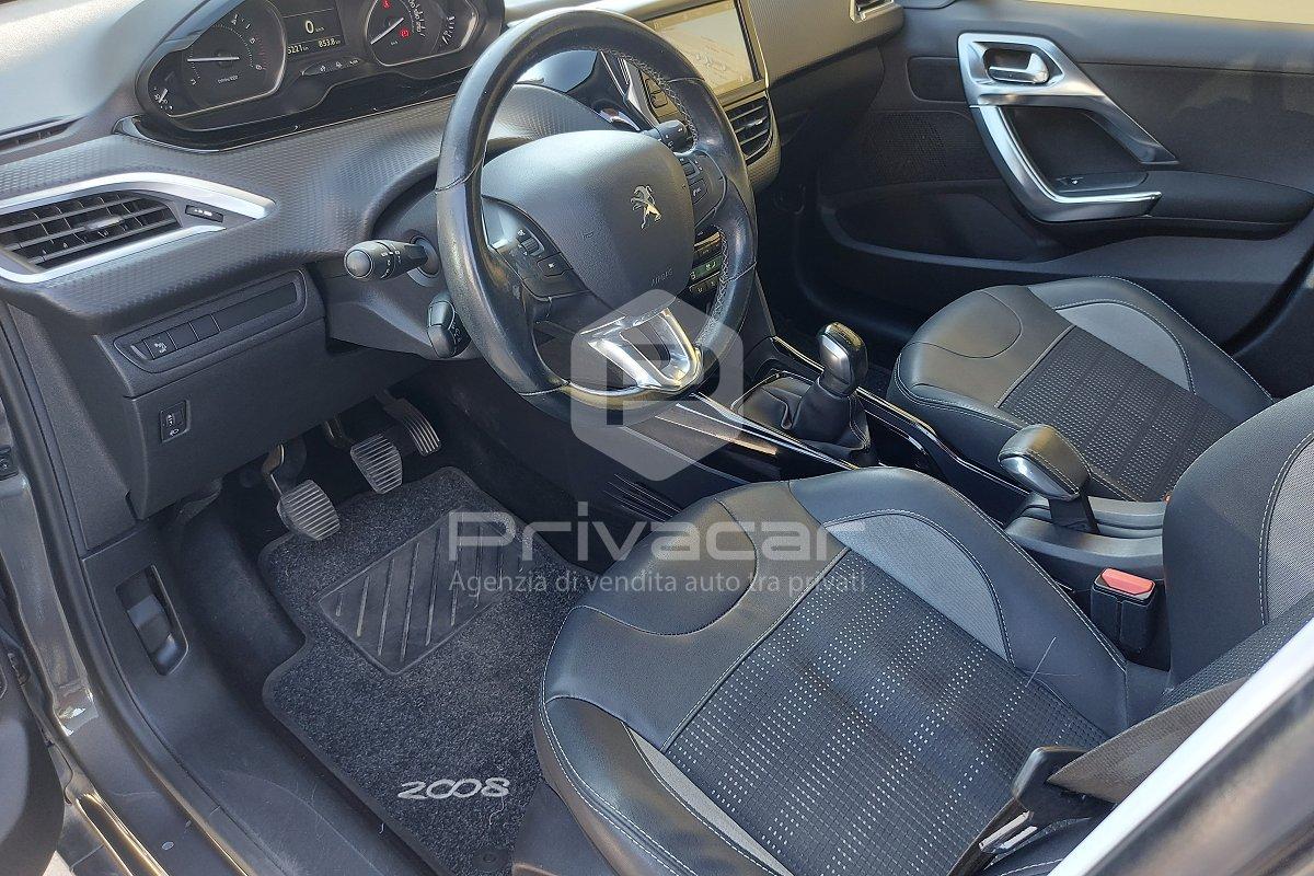 PEUGEOT 2008 BlueHDi 100 Allure