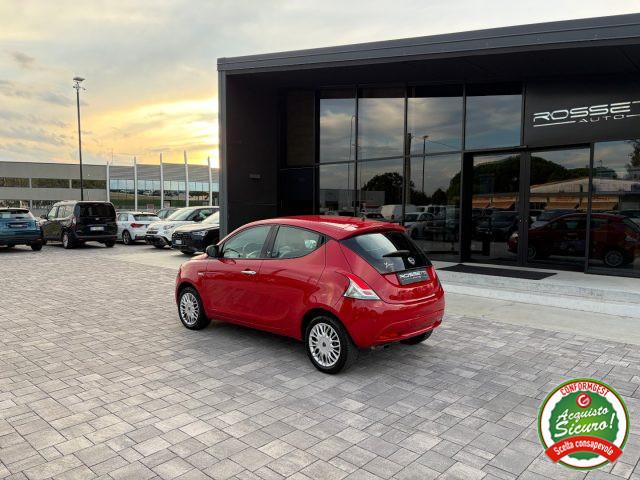 LANCIA Ypsilon 1.2 5 porte Gold ANCHE NEOPATENTATI
