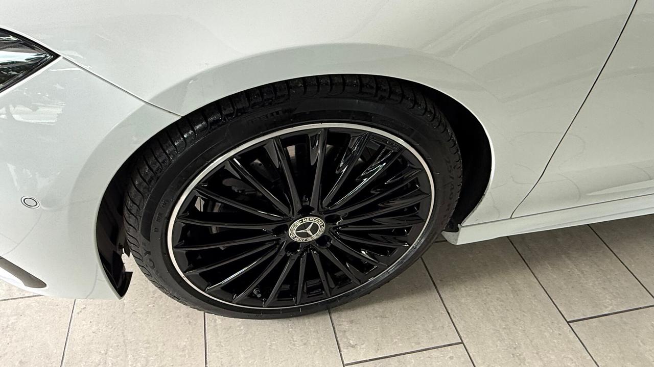 MERCEDES CLA 200 D AMG TETTO PREMIUM