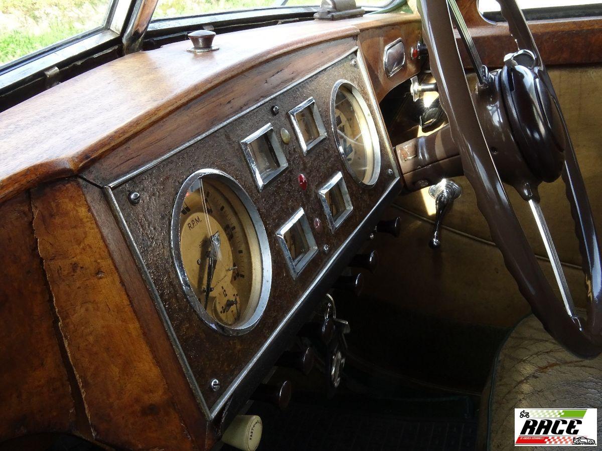 RILEY MOTORS SALOON 2.5 LITRE